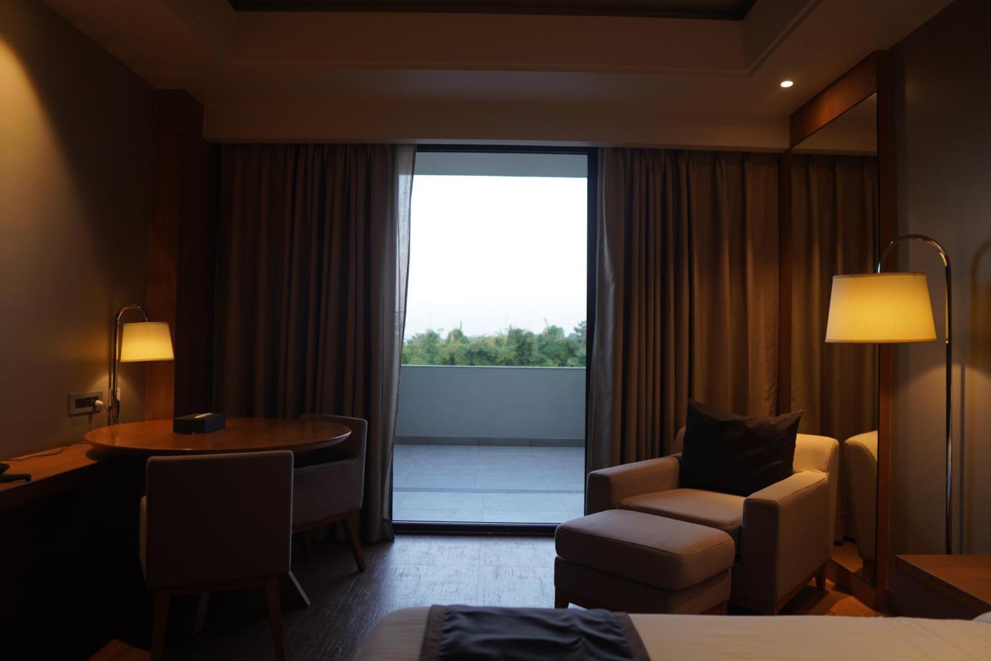 Hotel Kiranshree Grand Guwahati Exterior foto