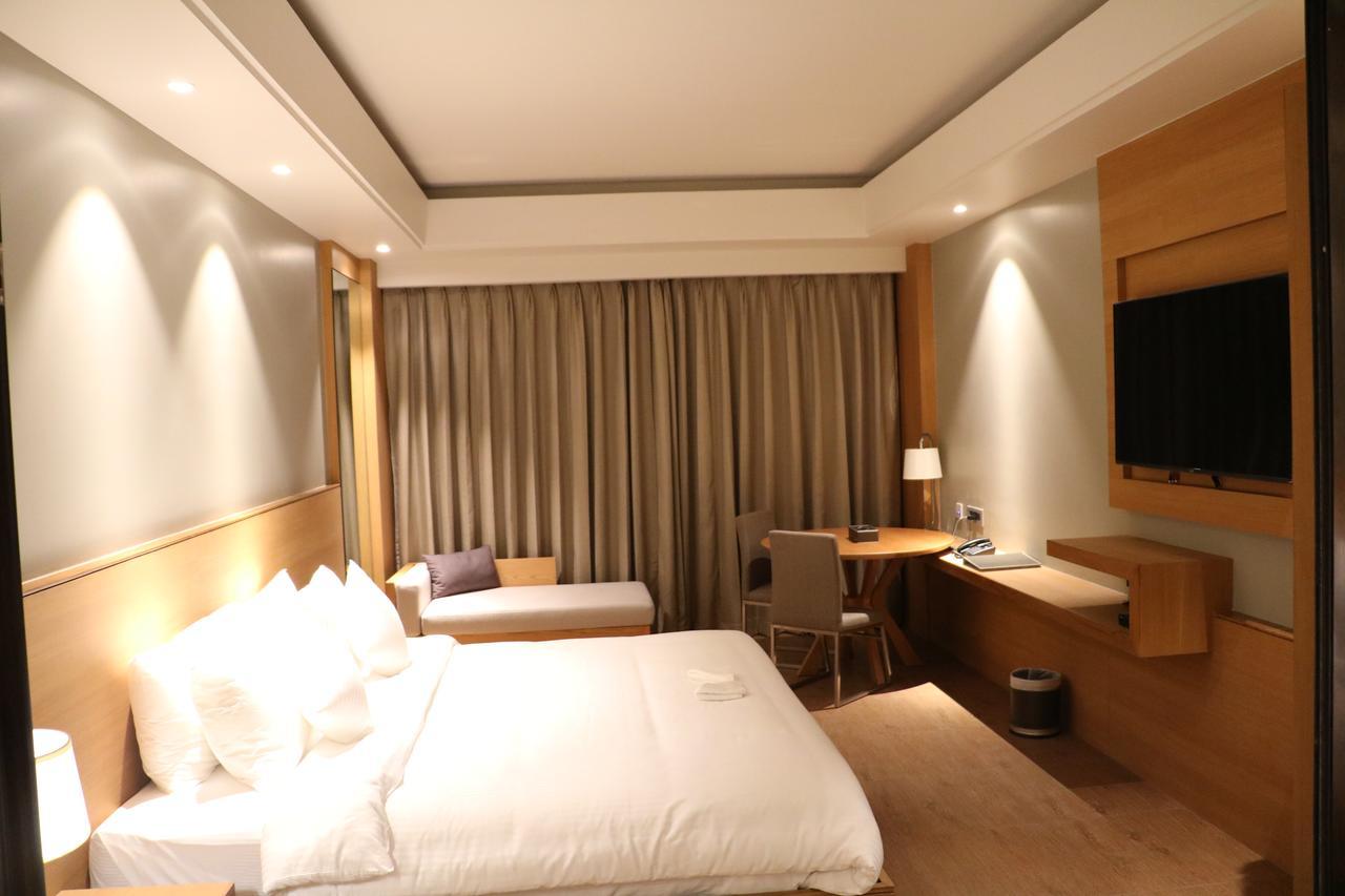 Hotel Kiranshree Grand Guwahati Exterior foto