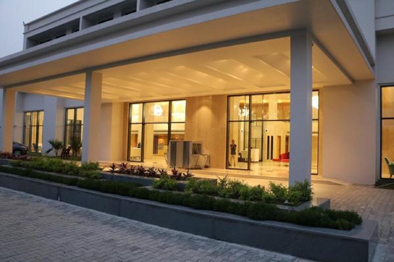 Hotel Kiranshree Grand Guwahati Exterior foto