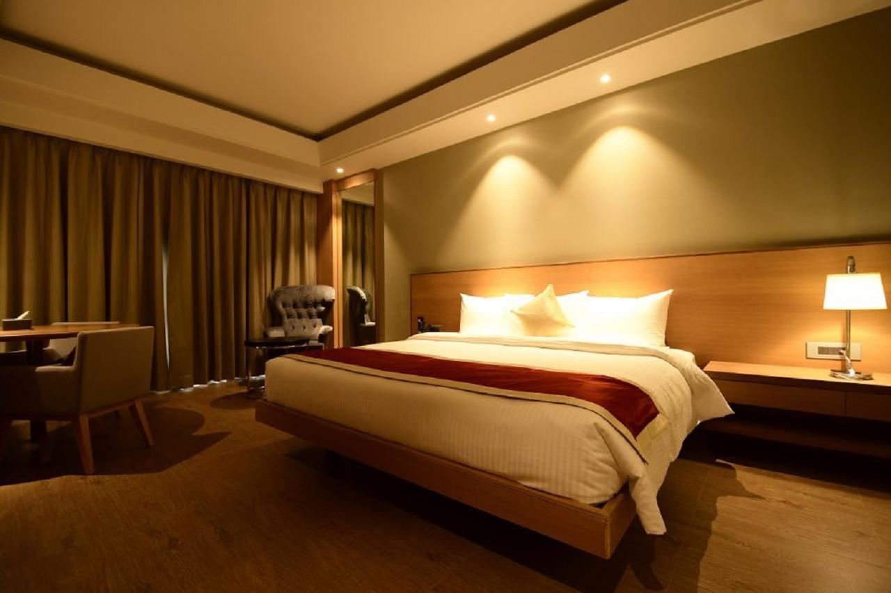 Hotel Kiranshree Grand Guwahati Exterior foto